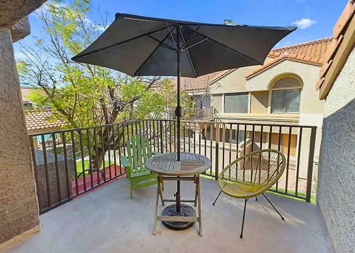 The Cool Cactus Condo With Pool And Jacuzzi